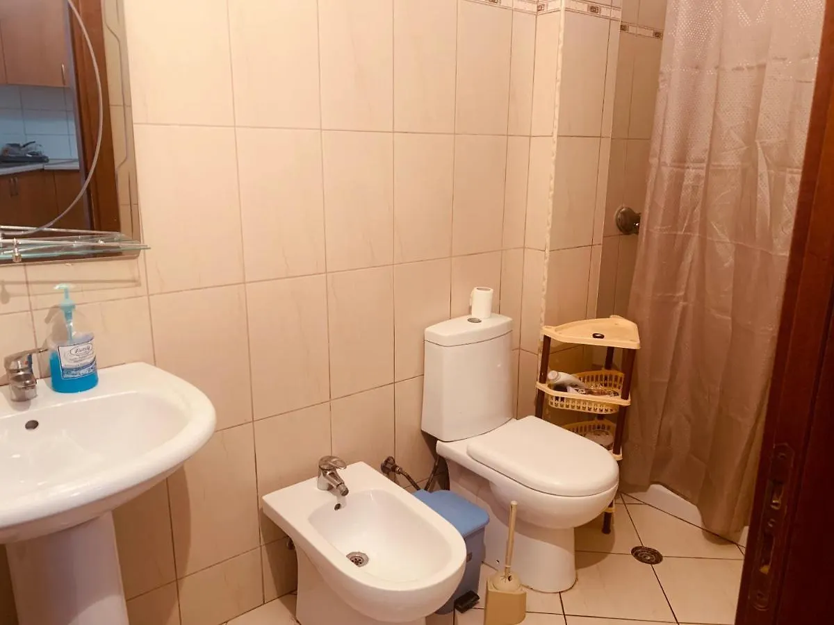 Lungomare Apartment Влёра 0*,  Албания